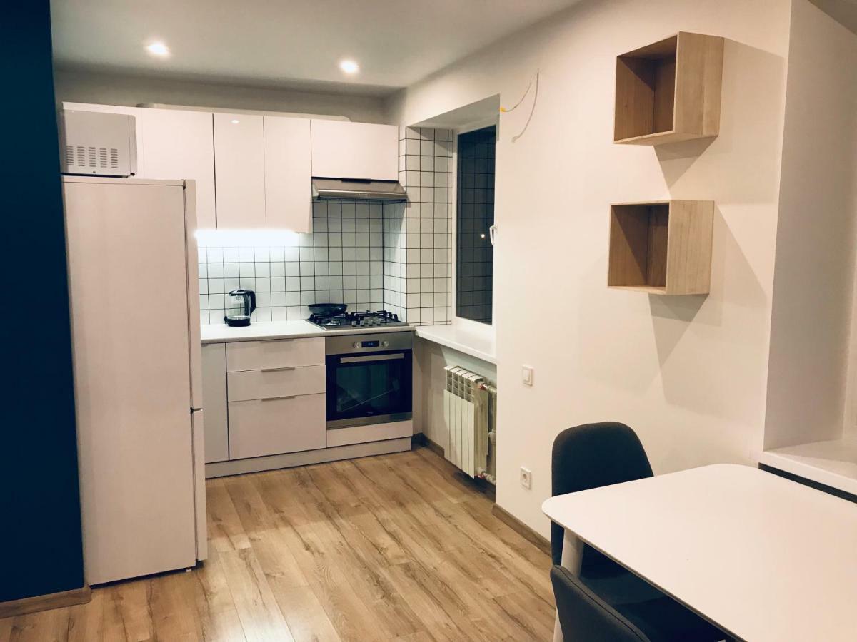 Tf Apartment Двокімнатні Апартаменти В Центрі Міста Poltava Exteriér fotografie
