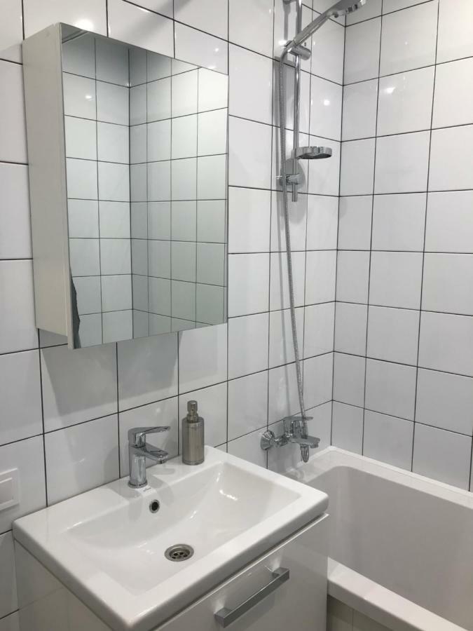 Tf Apartment Двокімнатні Апартаменти В Центрі Міста Poltava Exteriér fotografie